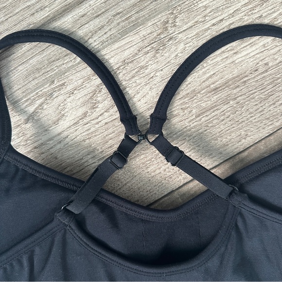 NWT Athleta Women’s Renew Sports Bra for A-C Cups in black size small - Picture 5 of 9